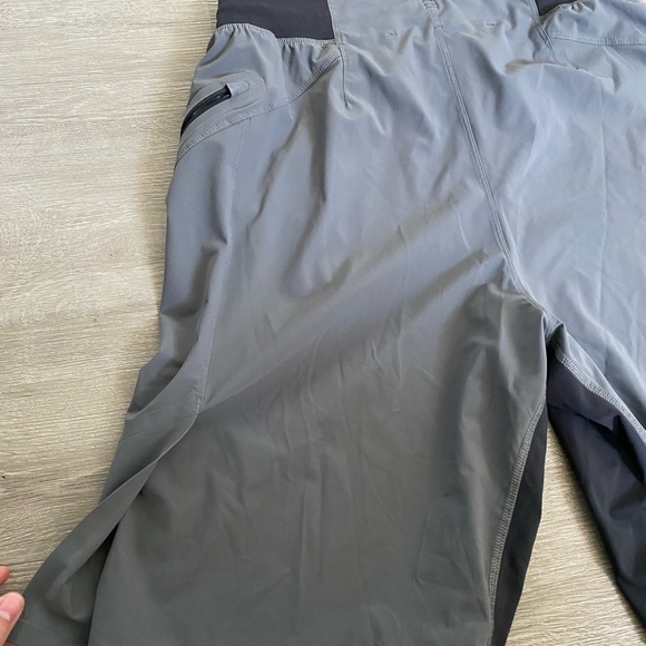 Lululemon Men’s Athletic Shorts - Picture 8 of 9